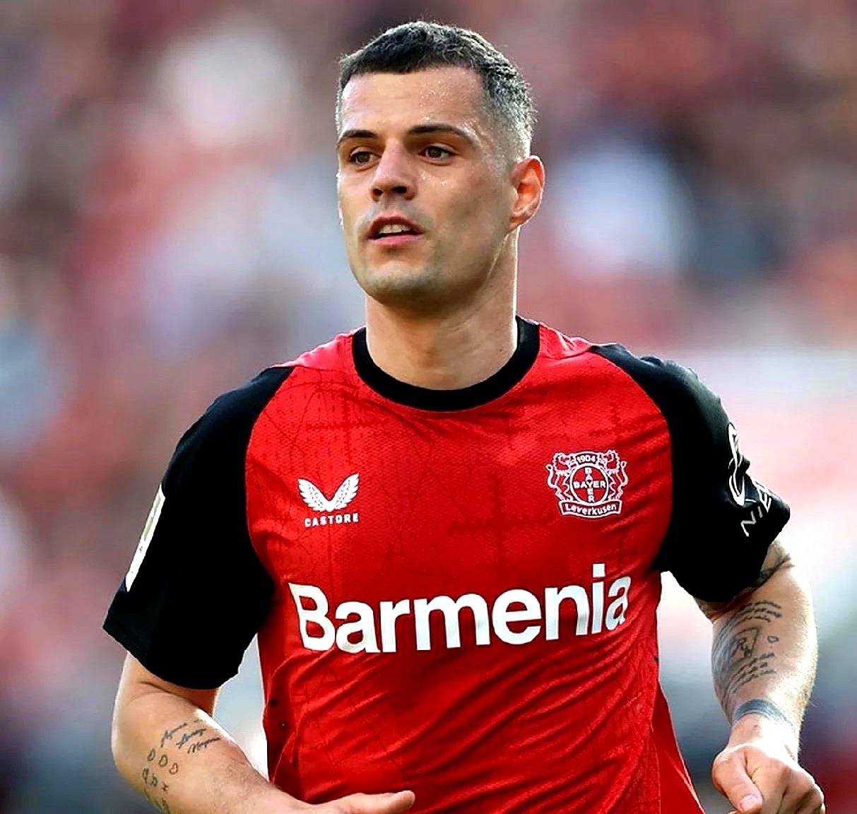  英超转会风云：阿森纳盯上锋线强援，张本智和或成交易筹码